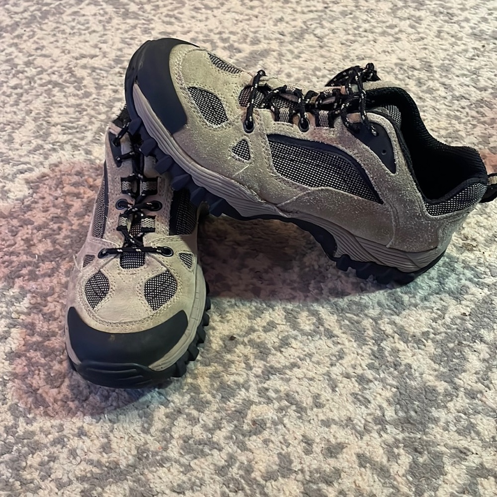 Lands’ End women’s shoes. One used once and in great condition!